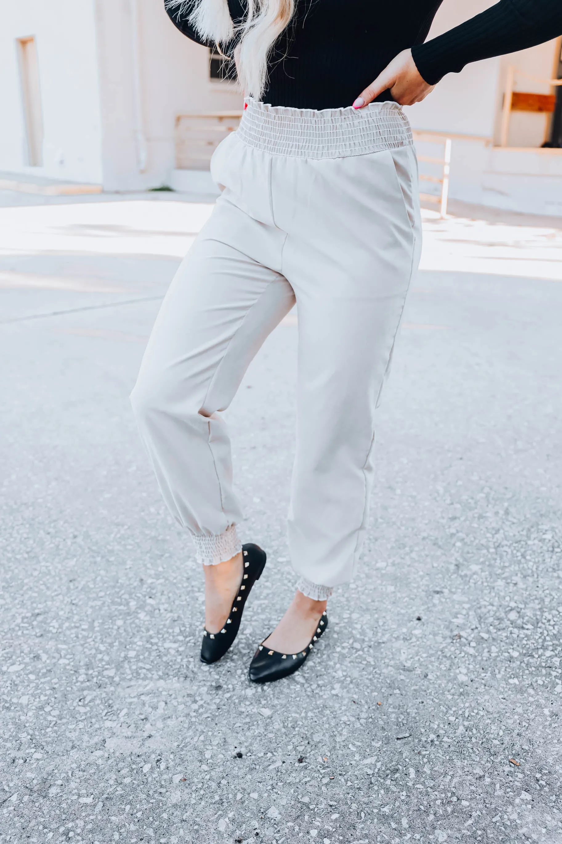 All The Rage Dress Joggers - Khaki