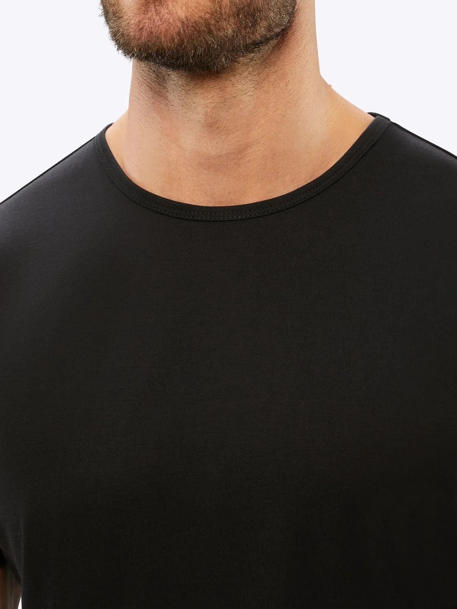 Cuts AO Curve-Hem Tee