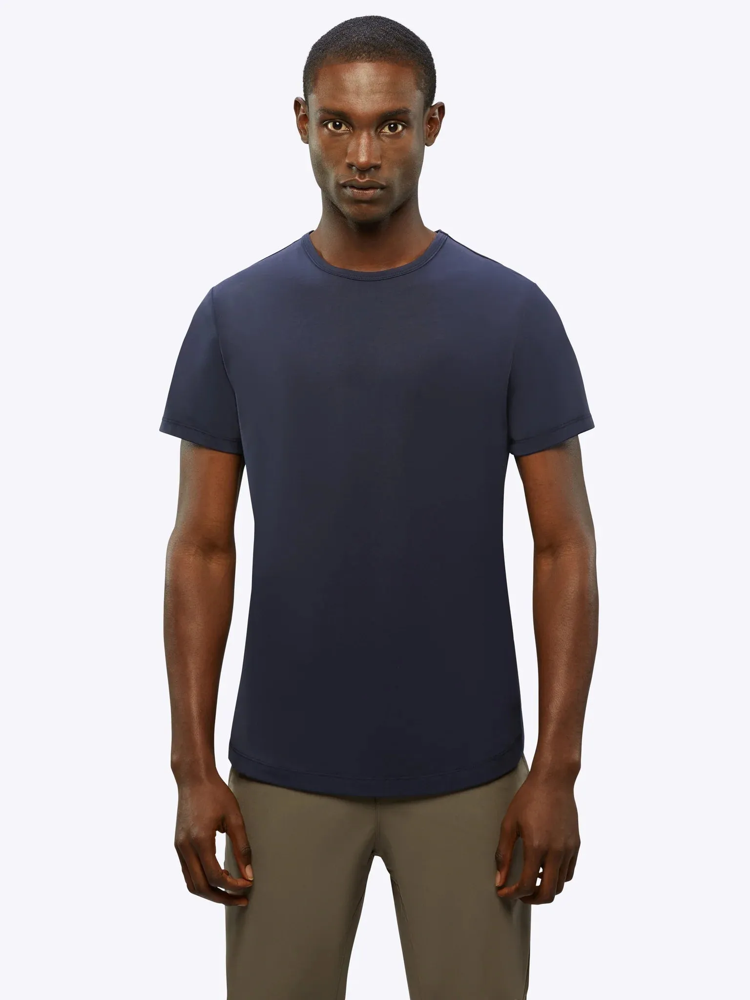 Cuts AO Curve-Hem Tee
