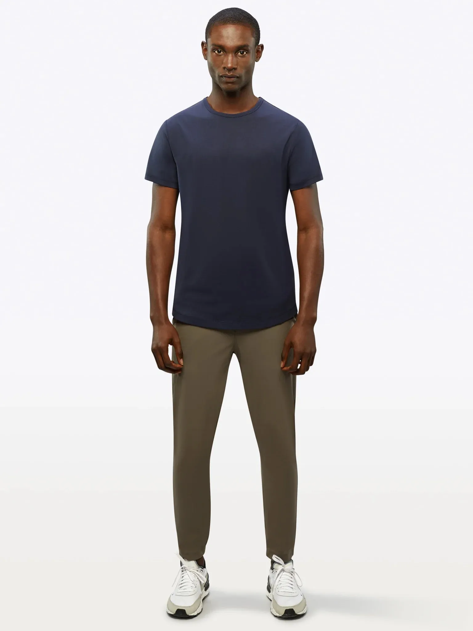 Cuts AO Curve-Hem Tee