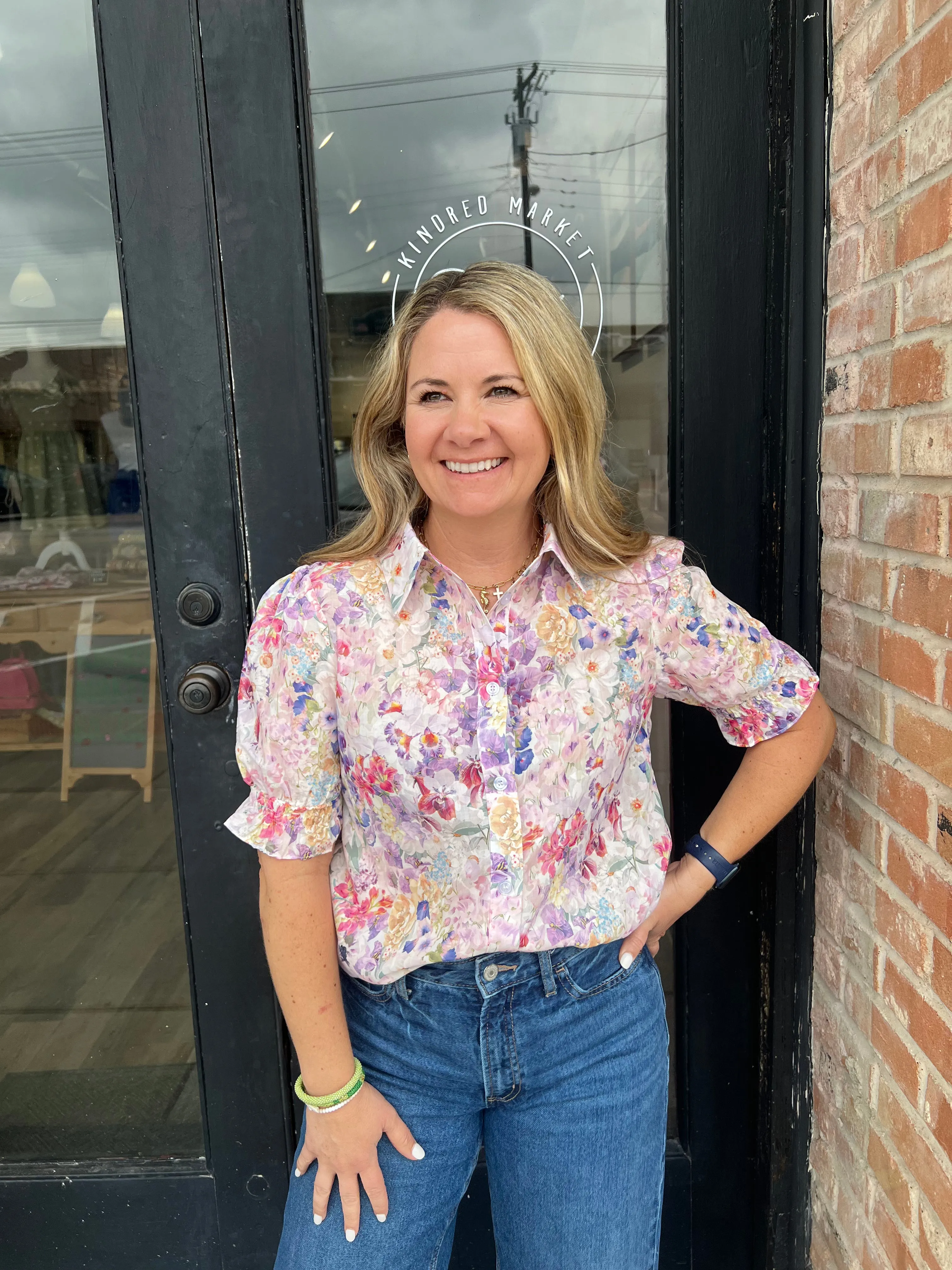 Gracie Floral Collared Ruffle Short Sleeve Blouse Tops