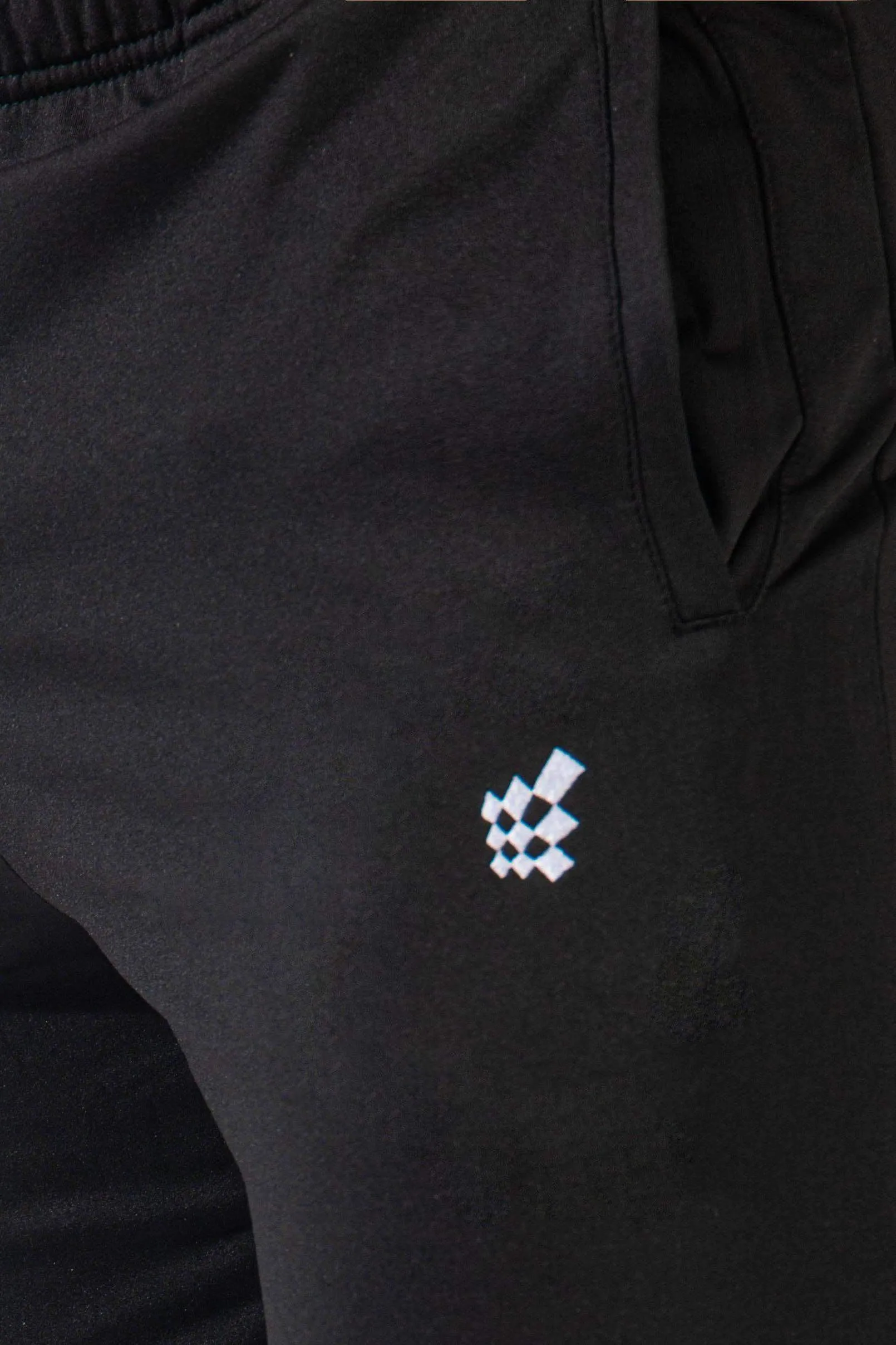 Matrix Tapered Joggers - Black