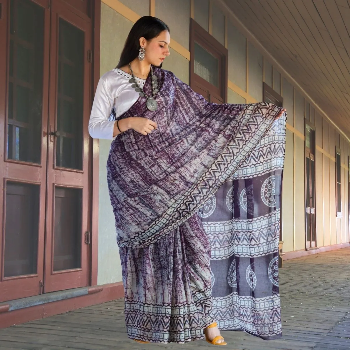 Plum Muslin Saree | Artistic Batik Printing | Office Wear | Soft Cotton