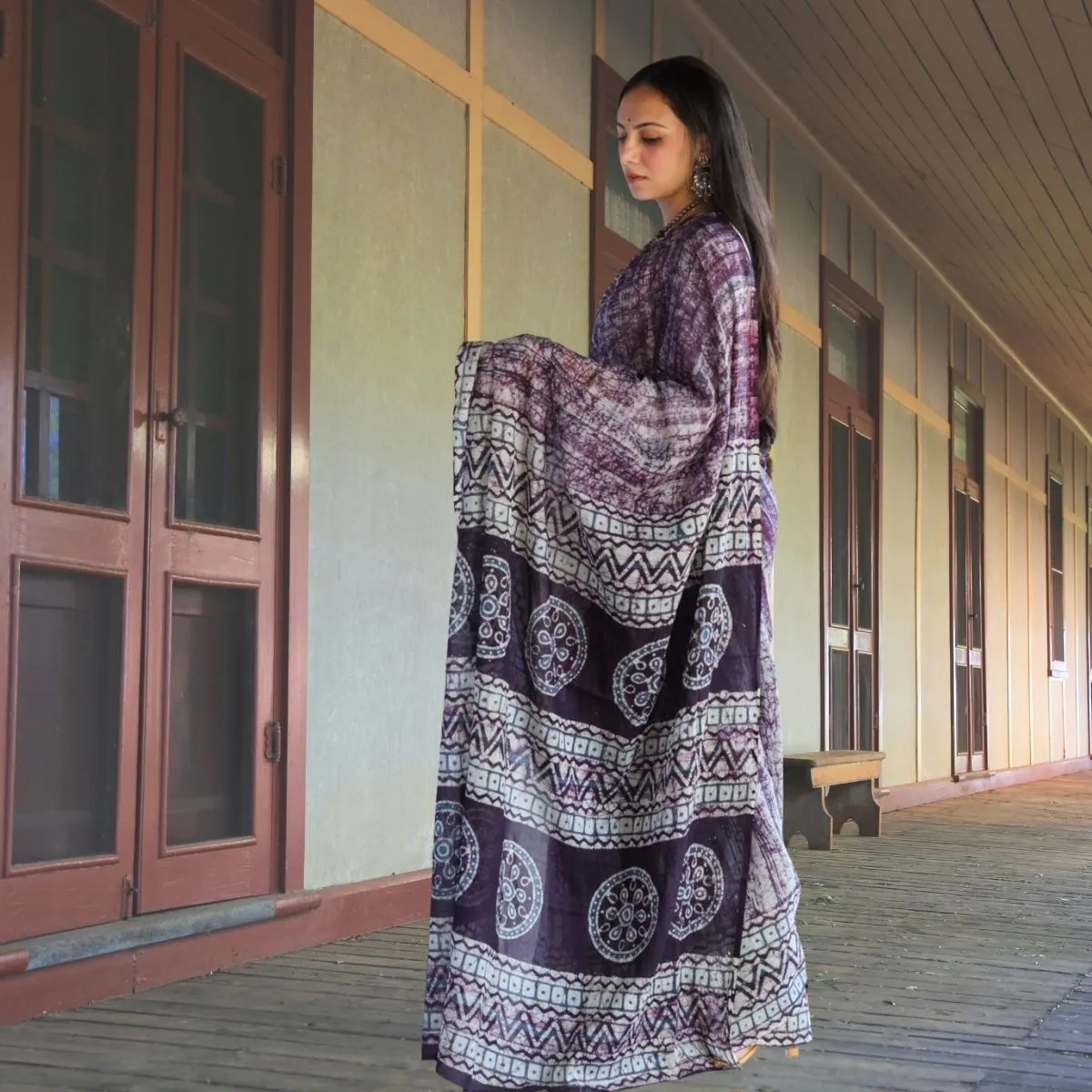 Plum Muslin Saree | Artistic Batik Printing | Office Wear | Soft Cotton