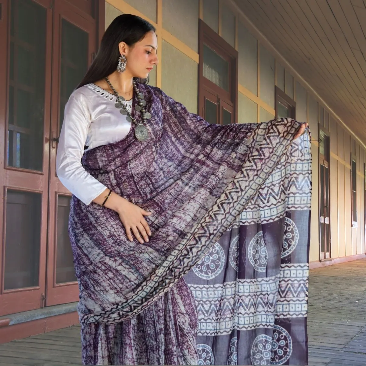 Plum Muslin Saree | Artistic Batik Printing | Office Wear | Soft Cotton