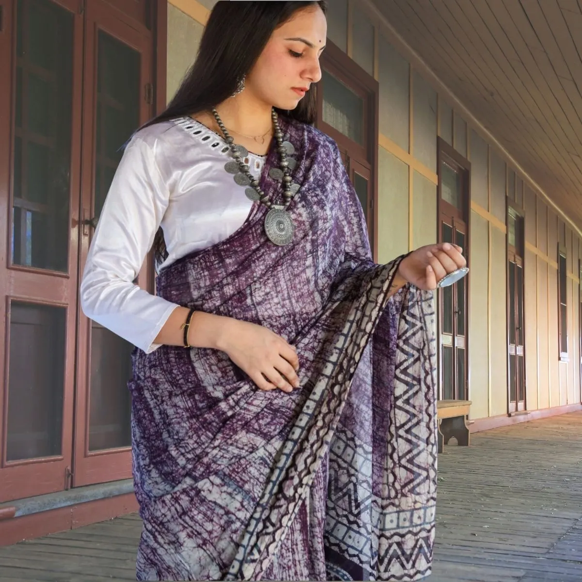Plum Muslin Saree | Artistic Batik Printing | Office Wear | Soft Cotton