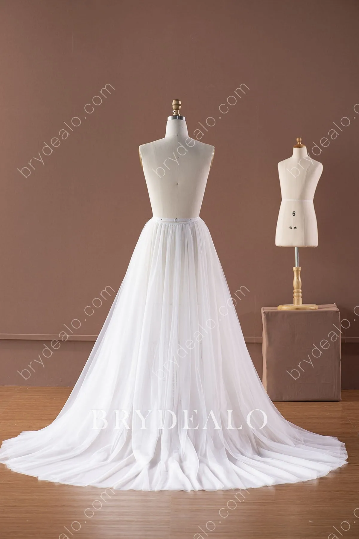 Simple Sheer Tulle Wedding Overskirt