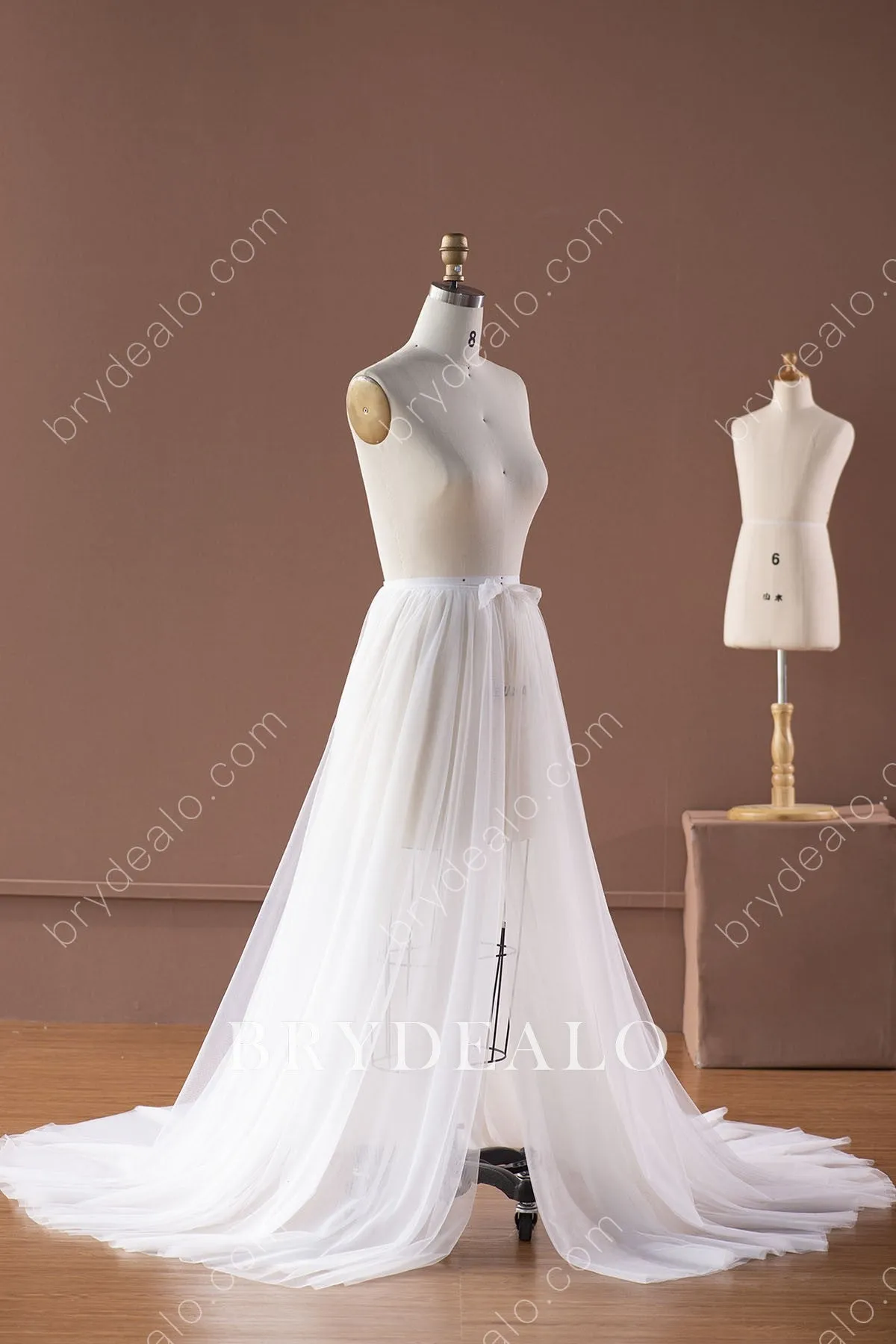 Simple Sheer Tulle Wedding Overskirt