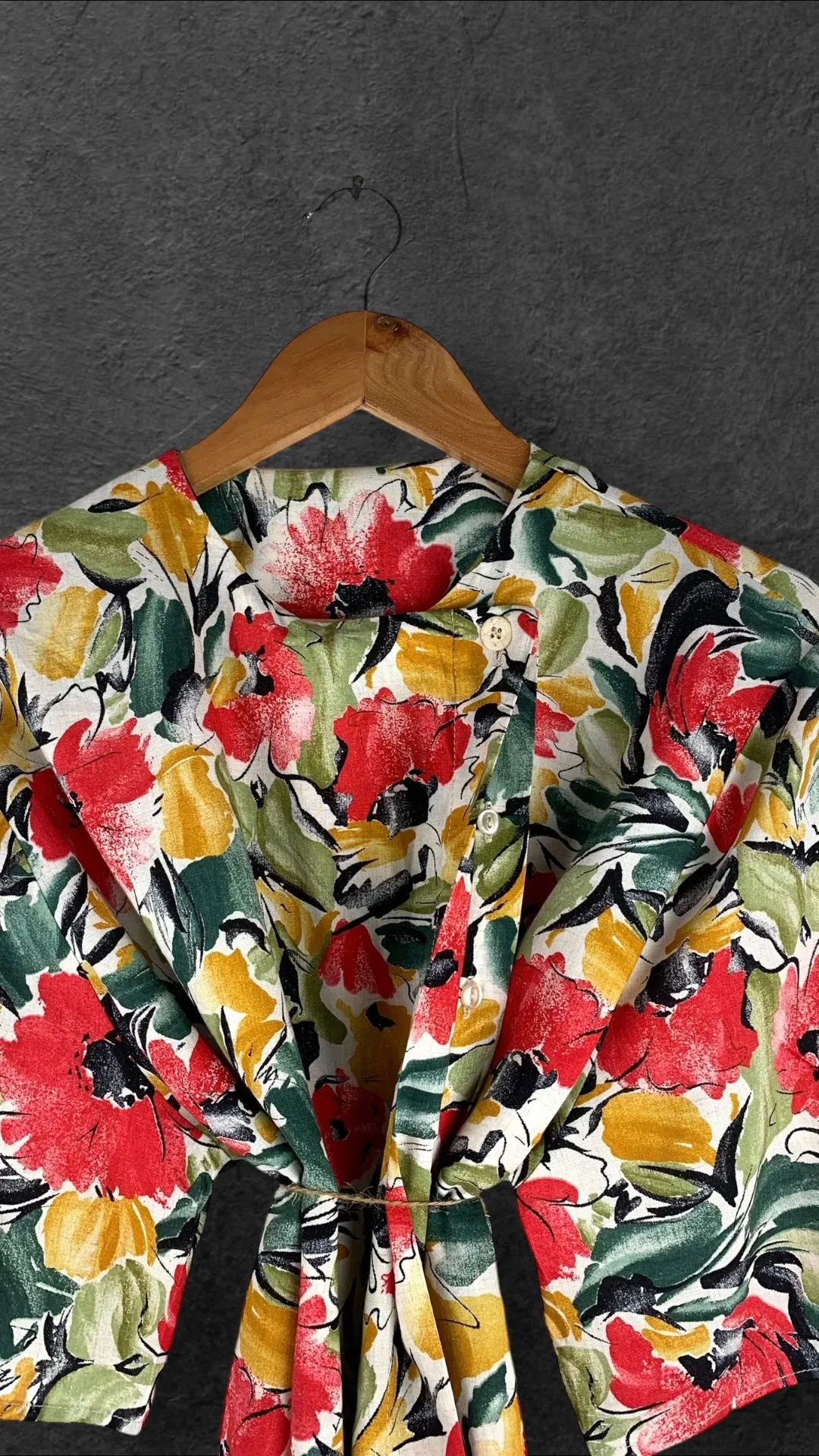 ST. MICHAEL BUTTON UP VINTAGE SHIRT